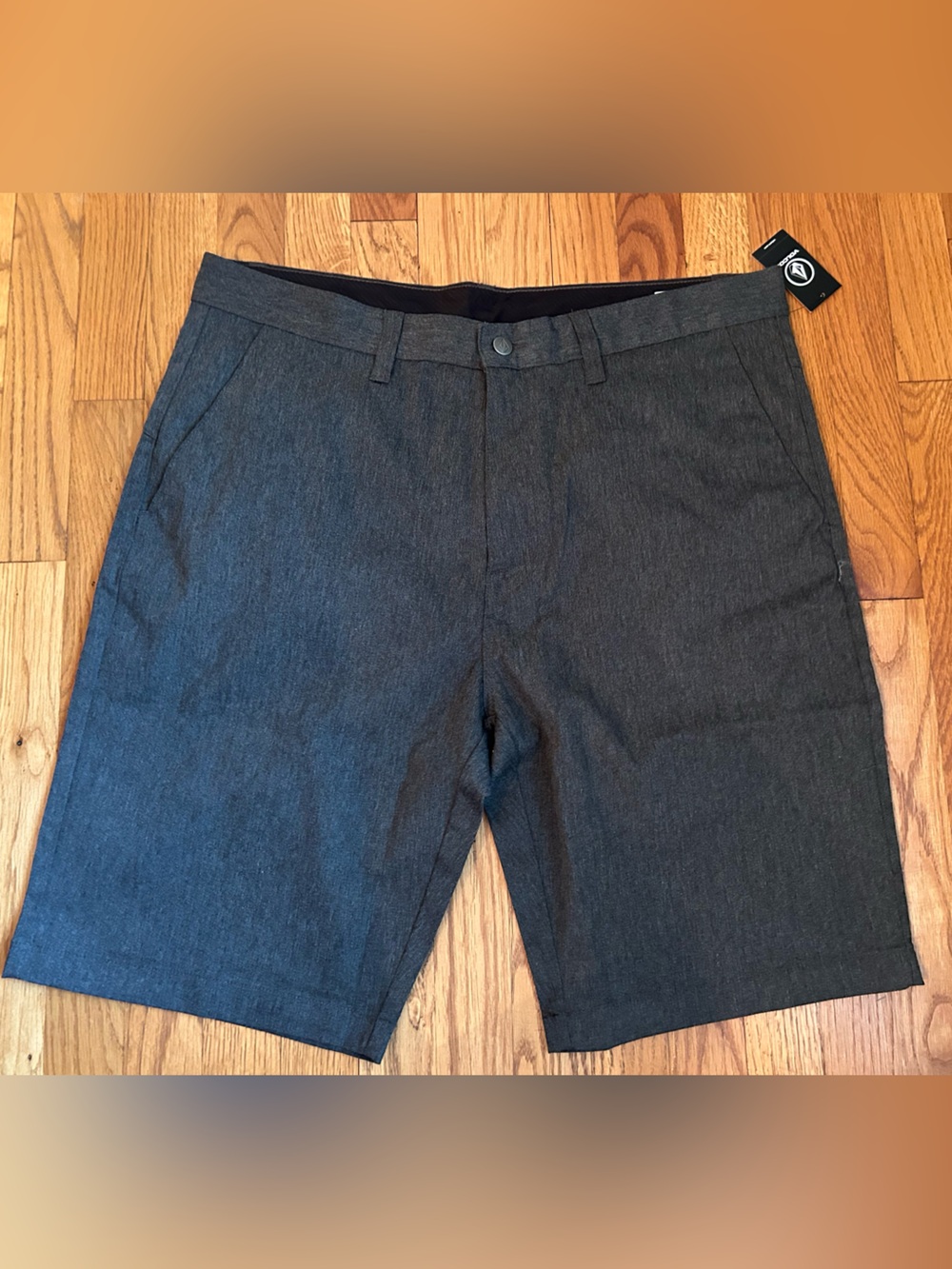 Volcom Men's Charcoal Gray Chino Shorts 38w